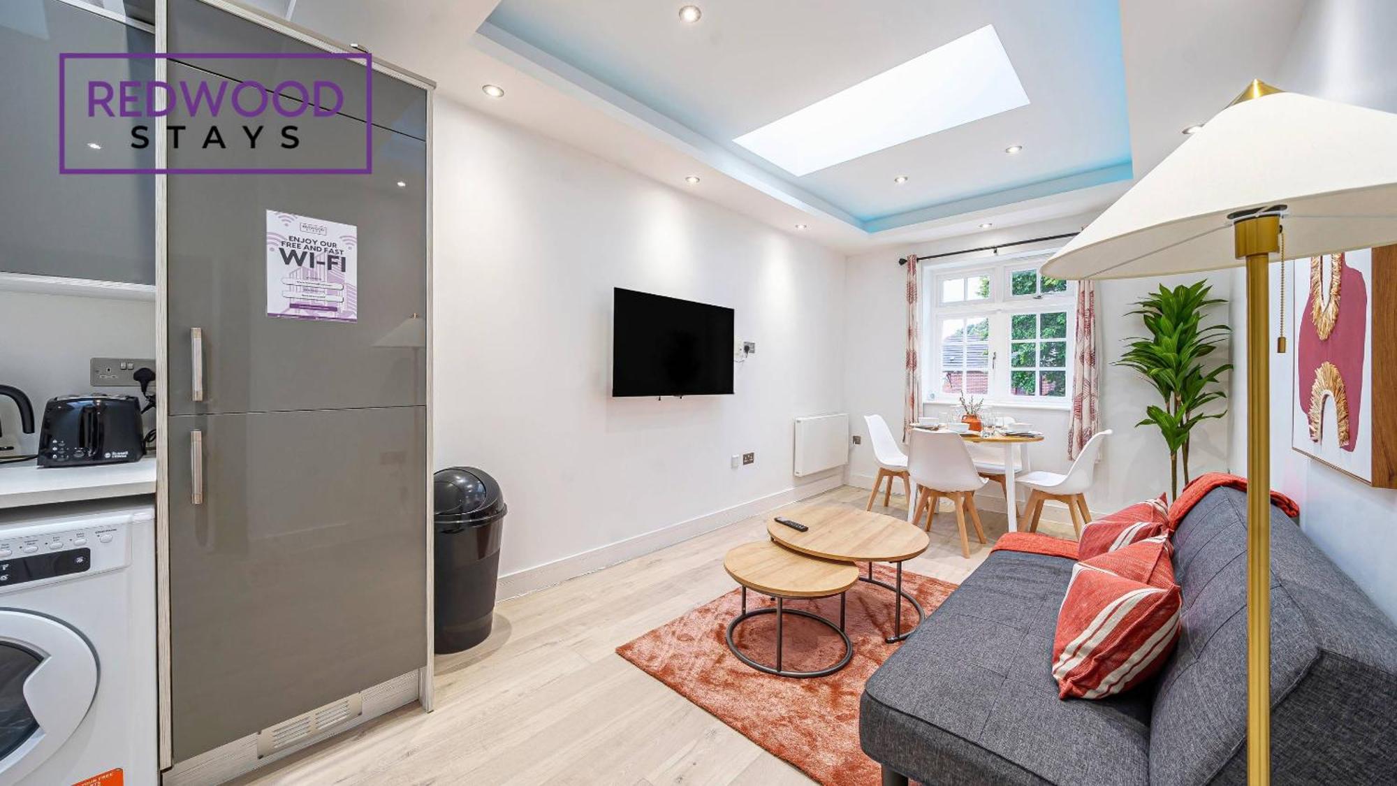 1 Bed 1 Bath Town Center Apartments For Corporates & Contractors, Wifi, Netflix And Parking On Selected Units By Redwood Stays Aldershot Exteriör bild